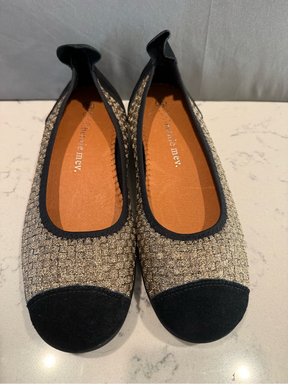 bernie mev. Metallic Tweed Ballet Flats - Black/Gold